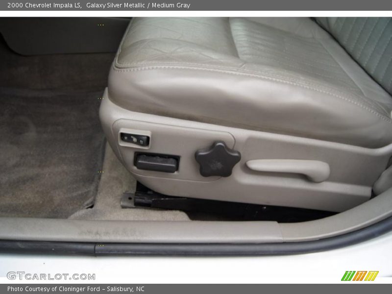 Galaxy Silver Metallic / Medium Gray 2000 Chevrolet Impala LS
