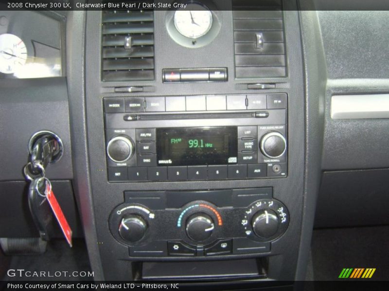 Controls of 2008 300 LX