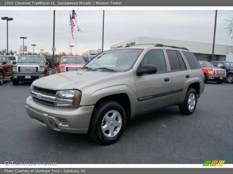 Sandalwood Metallic / Medium Pewter 2003 Chevrolet TrailBlazer LS