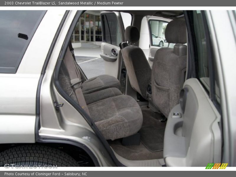 Sandalwood Metallic / Medium Pewter 2003 Chevrolet TrailBlazer LS