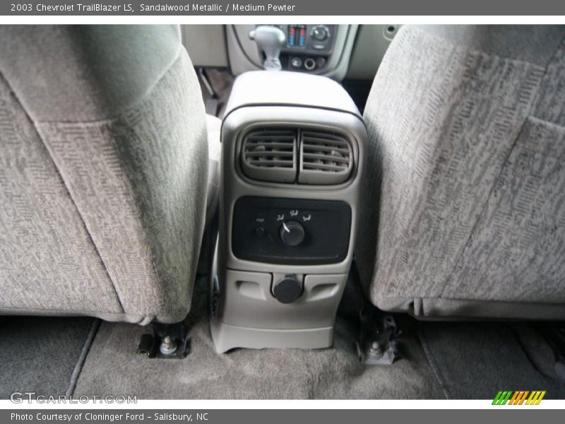 Sandalwood Metallic / Medium Pewter 2003 Chevrolet TrailBlazer LS