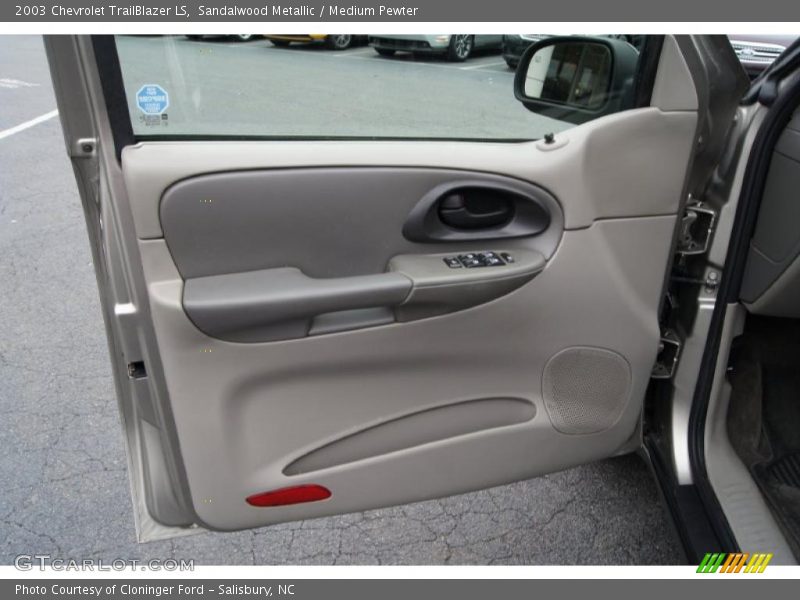 Sandalwood Metallic / Medium Pewter 2003 Chevrolet TrailBlazer LS