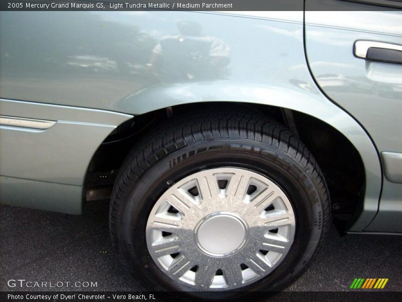 Light Tundra Metallic / Medium Parchment 2005 Mercury Grand Marquis GS