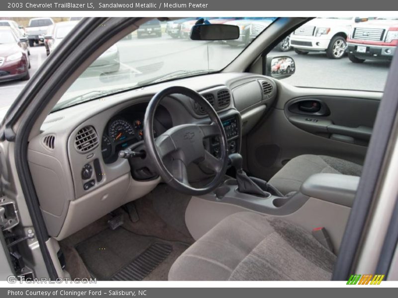 Sandalwood Metallic / Medium Pewter 2003 Chevrolet TrailBlazer LS