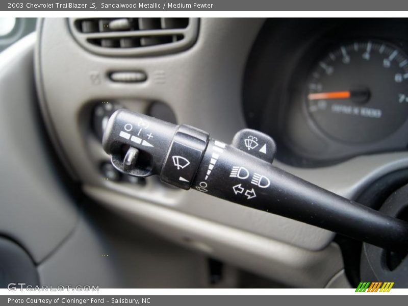 Sandalwood Metallic / Medium Pewter 2003 Chevrolet TrailBlazer LS