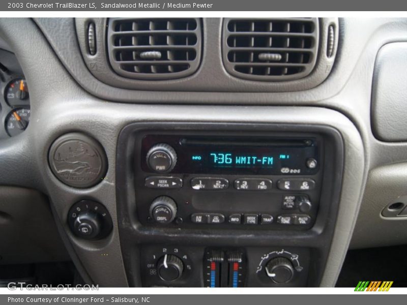 Sandalwood Metallic / Medium Pewter 2003 Chevrolet TrailBlazer LS