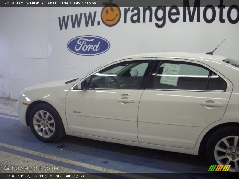 White Suede / Dark Charcoal 2008 Mercury Milan I4