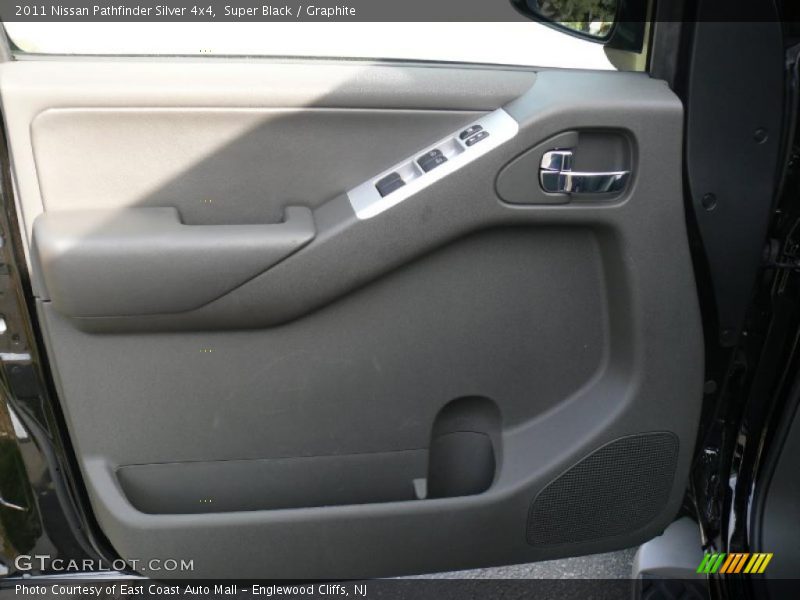 Super Black / Graphite 2011 Nissan Pathfinder Silver 4x4