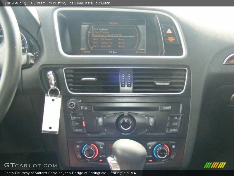 Ice Silver Metallic / Black 2009 Audi Q5 3.2 Premium quattro