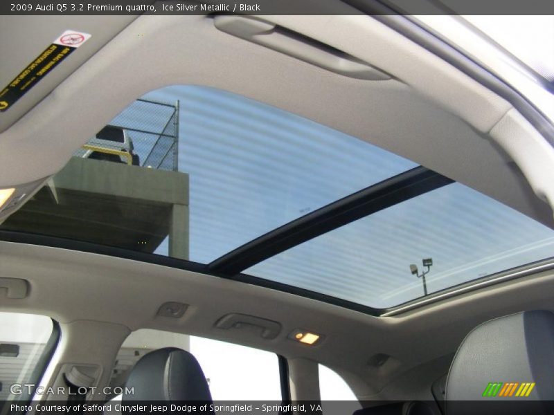 Sunroof of 2009 Q5 3.2 Premium quattro