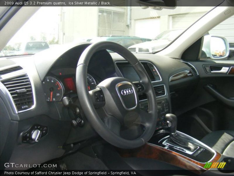  2009 Q5 3.2 Premium quattro Steering Wheel