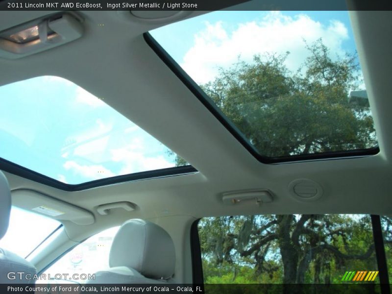 Sunroof of 2011 MKT AWD EcoBoost