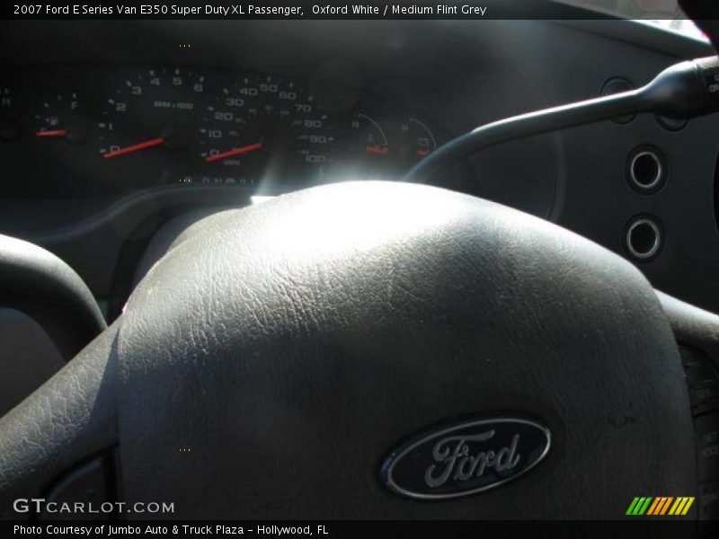 Oxford White / Medium Flint Grey 2007 Ford E Series Van E350 Super Duty XL Passenger