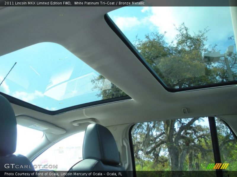 White Platinum Tri-Coat / Bronze Metallic 2011 Lincoln MKX Limited Edition FWD
