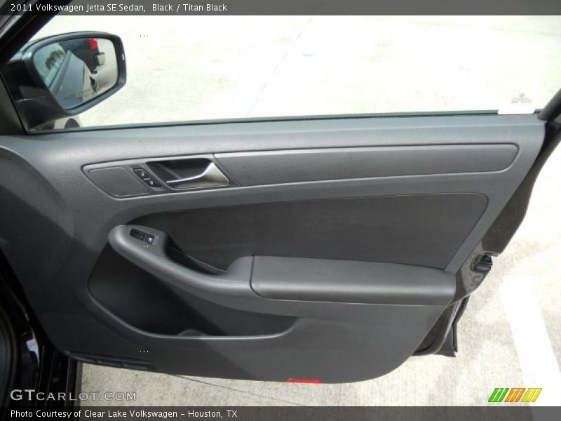 Black / Titan Black 2011 Volkswagen Jetta SE Sedan