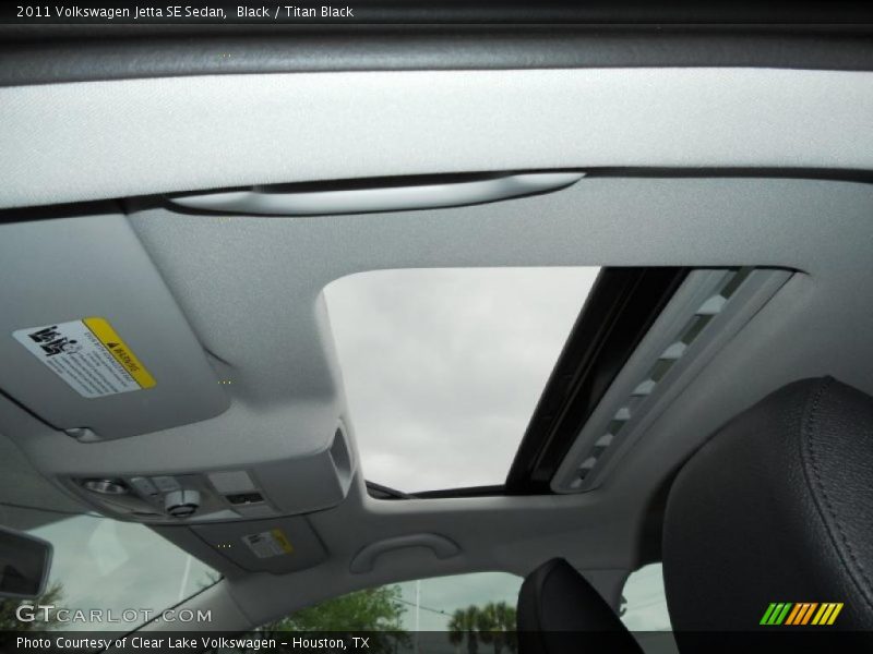 Black / Titan Black 2011 Volkswagen Jetta SE Sedan