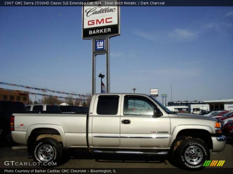 Silver Birch Metallic / Dark Charcoal 2007 GMC Sierra 2500HD Classic SLE Extended Cab 4x4