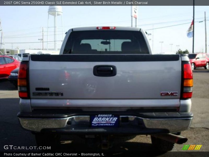 Silver Birch Metallic / Dark Charcoal 2007 GMC Sierra 2500HD Classic SLE Extended Cab 4x4