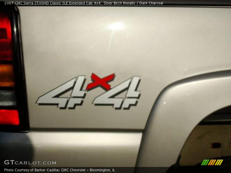 Silver Birch Metallic / Dark Charcoal 2007 GMC Sierra 2500HD Classic SLE Extended Cab 4x4