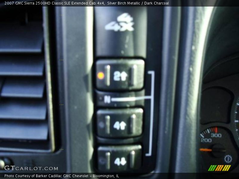 Silver Birch Metallic / Dark Charcoal 2007 GMC Sierra 2500HD Classic SLE Extended Cab 4x4