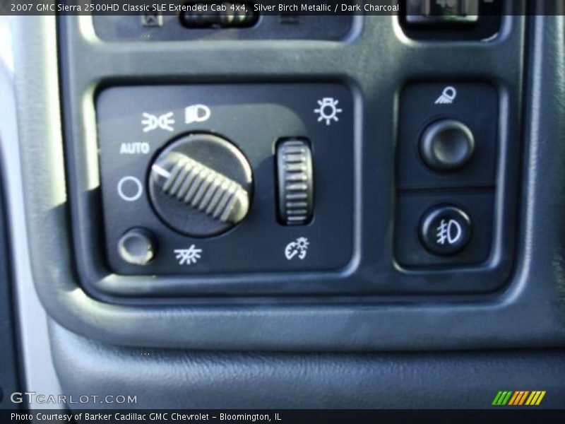 Silver Birch Metallic / Dark Charcoal 2007 GMC Sierra 2500HD Classic SLE Extended Cab 4x4