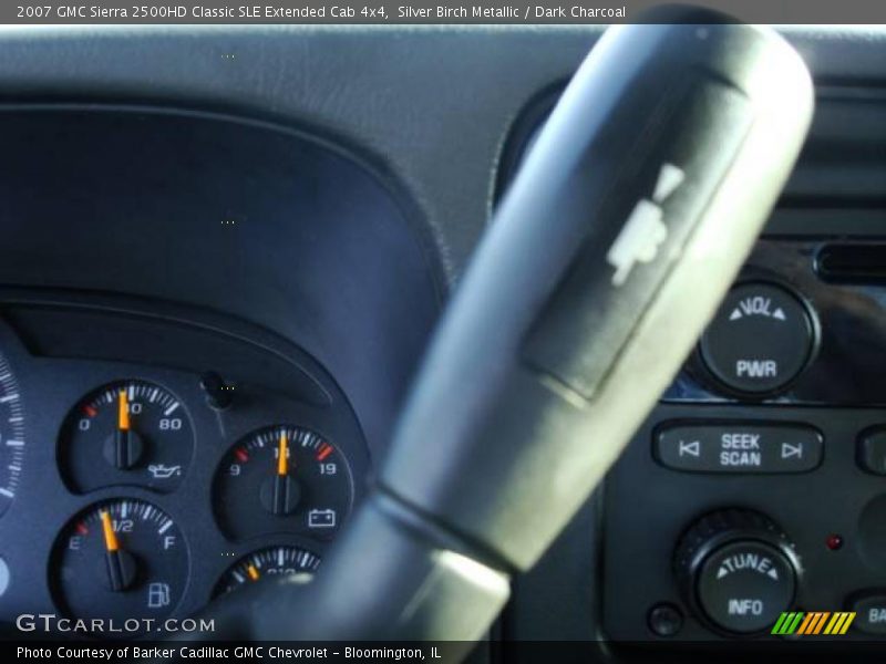 Silver Birch Metallic / Dark Charcoal 2007 GMC Sierra 2500HD Classic SLE Extended Cab 4x4