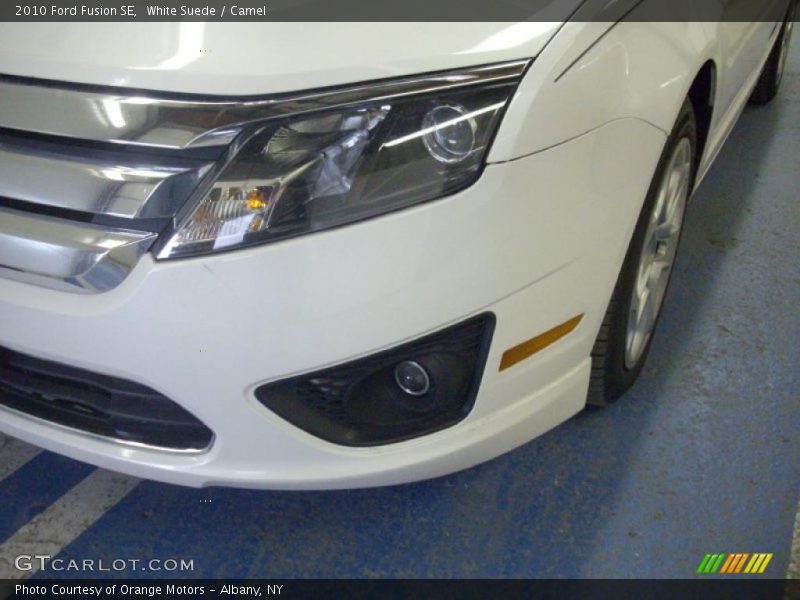 White Suede / Camel 2010 Ford Fusion SE