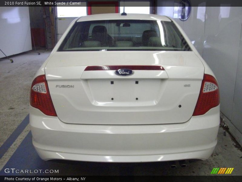 White Suede / Camel 2010 Ford Fusion SE