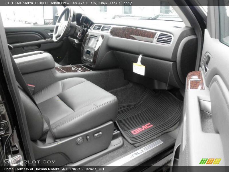 Onyx Black / Ebony 2011 GMC Sierra 3500HD Denali Crew Cab 4x4 Dually