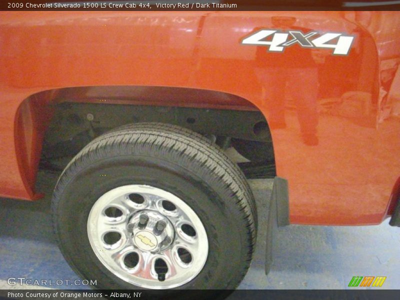 Victory Red / Dark Titanium 2009 Chevrolet Silverado 1500 LS Crew Cab 4x4