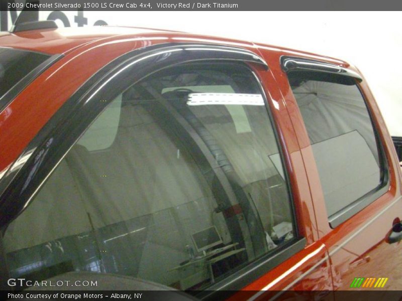 Victory Red / Dark Titanium 2009 Chevrolet Silverado 1500 LS Crew Cab 4x4