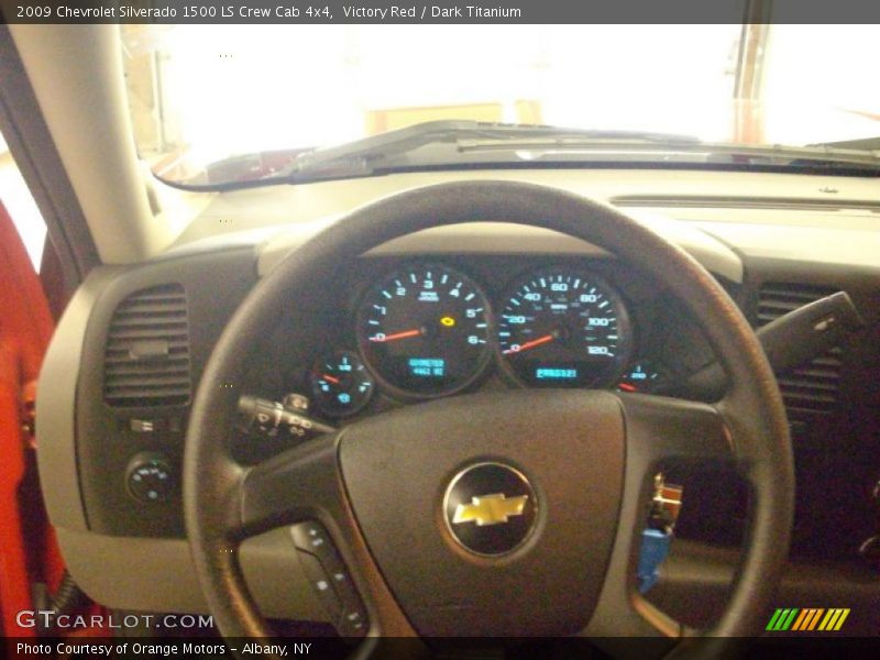 Victory Red / Dark Titanium 2009 Chevrolet Silverado 1500 LS Crew Cab 4x4