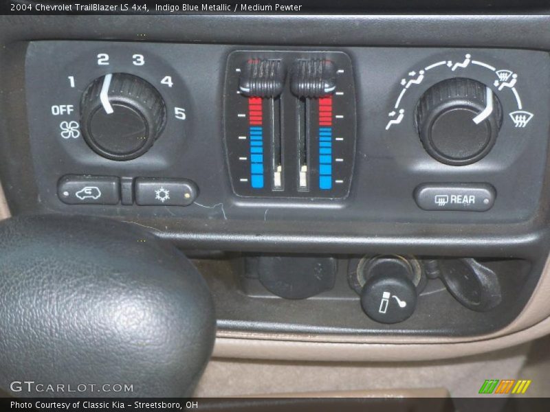 Indigo Blue Metallic / Medium Pewter 2004 Chevrolet TrailBlazer LS 4x4