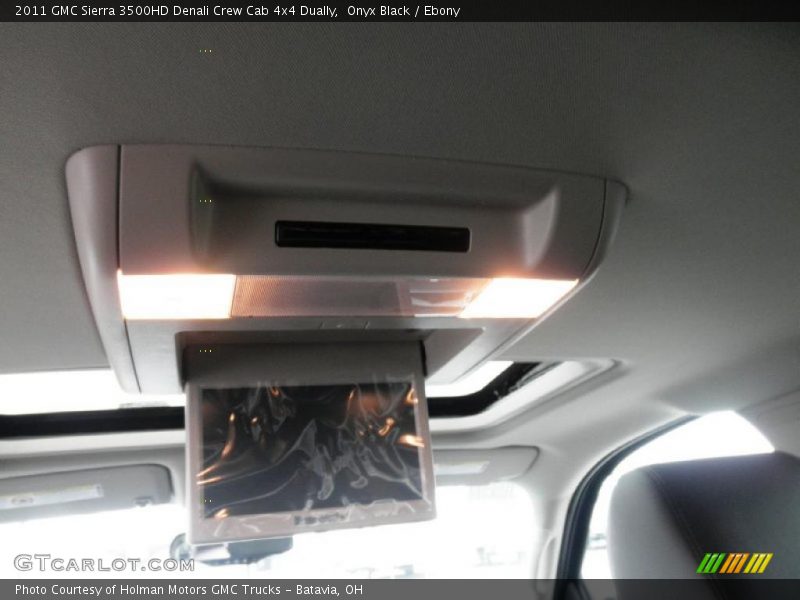 Onyx Black / Ebony 2011 GMC Sierra 3500HD Denali Crew Cab 4x4 Dually