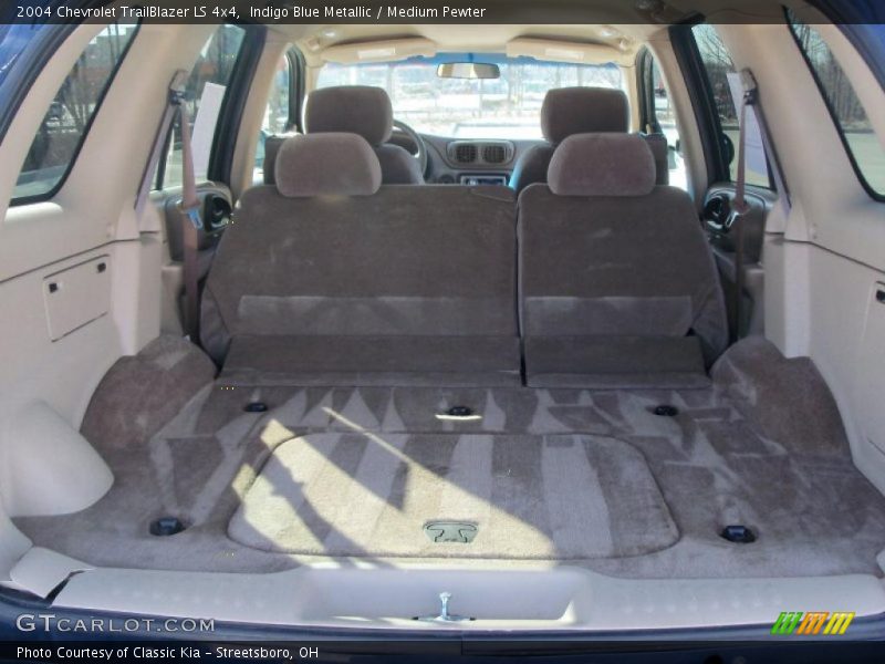Indigo Blue Metallic / Medium Pewter 2004 Chevrolet TrailBlazer LS 4x4