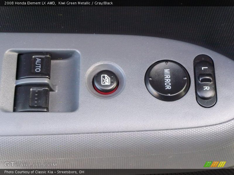Controls of 2008 Element LX AWD