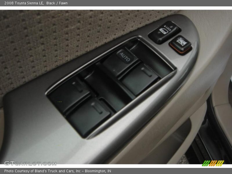 Black / Fawn 2008 Toyota Sienna LE