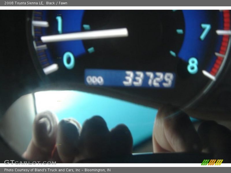 Black / Fawn 2008 Toyota Sienna LE