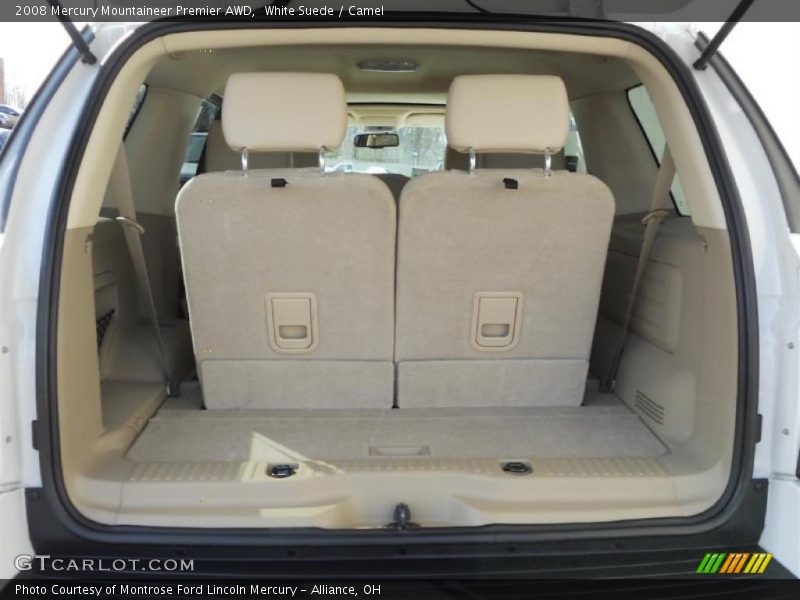  2008 Mountaineer Premier AWD Trunk