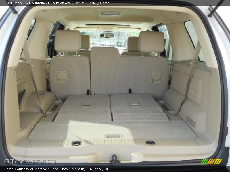  2008 Mountaineer Premier AWD Trunk