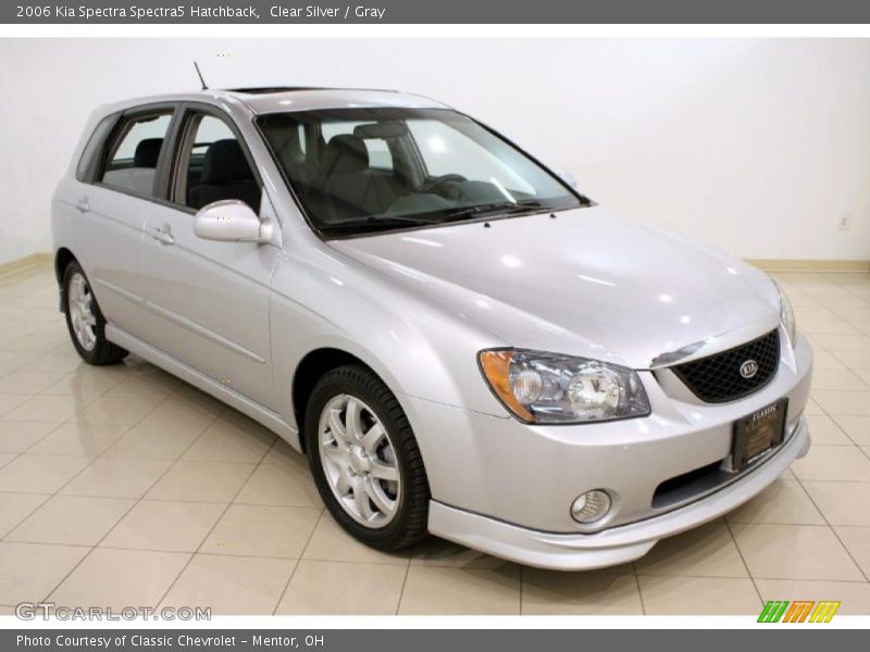 Front 3/4 View of 2006 Spectra Spectra5 Hatchback