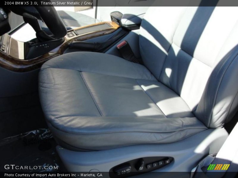 Titanium Silver Metallic / Grey 2004 BMW X5 3.0i