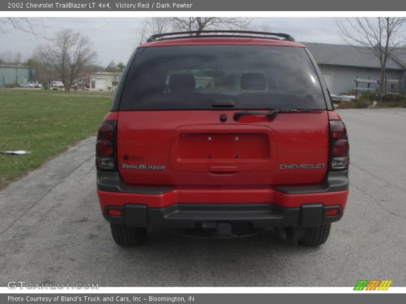 Victory Red / Dark Pewter 2002 Chevrolet TrailBlazer LT 4x4