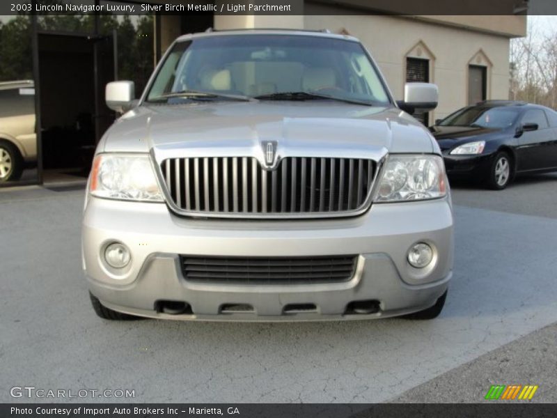 Silver Birch Metallic / Light Parchment 2003 Lincoln Navigator Luxury