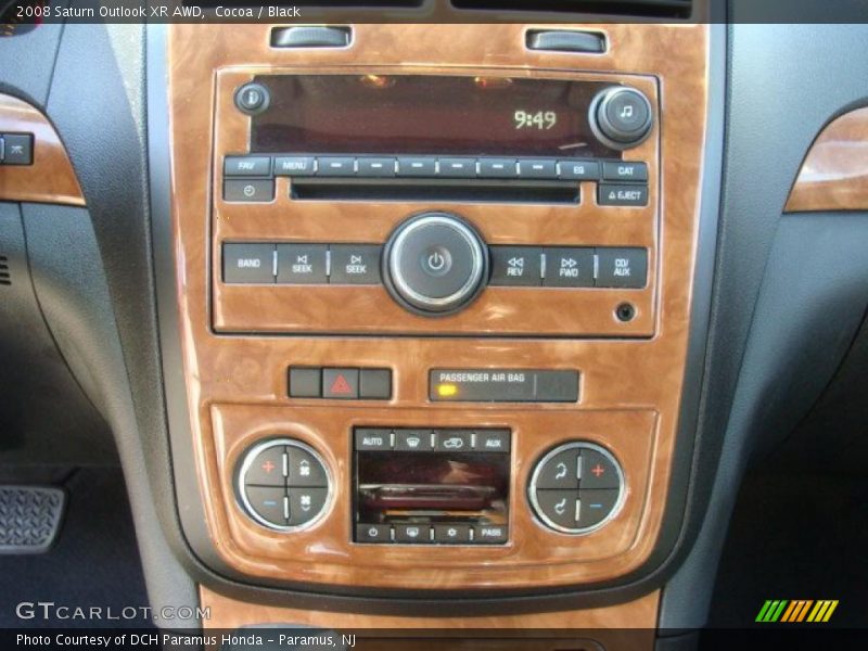 Controls of 2008 Outlook XR AWD