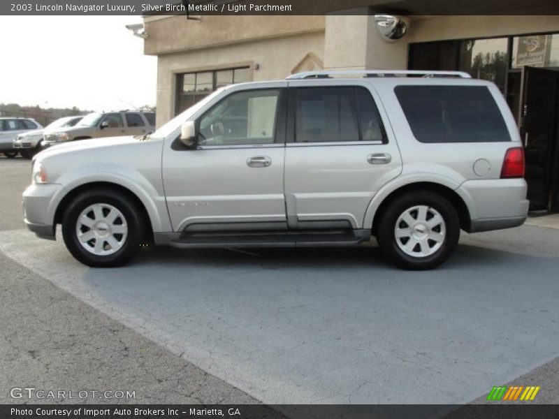 Silver Birch Metallic / Light Parchment 2003 Lincoln Navigator Luxury