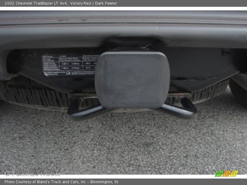 Victory Red / Dark Pewter 2002 Chevrolet TrailBlazer LT 4x4