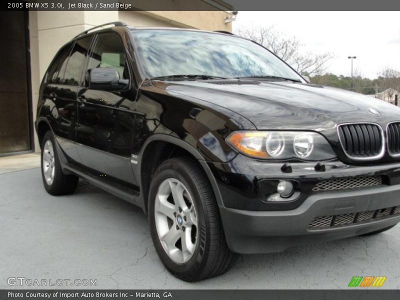 Jet Black / Sand Beige 2005 BMW X5 3.0i