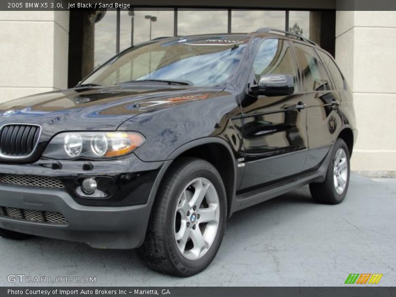 Jet Black / Sand Beige 2005 BMW X5 3.0i
