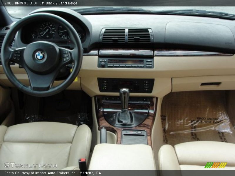 Jet Black / Sand Beige 2005 BMW X5 3.0i
